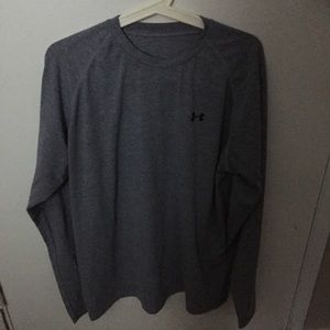 men’s under armour shirt L